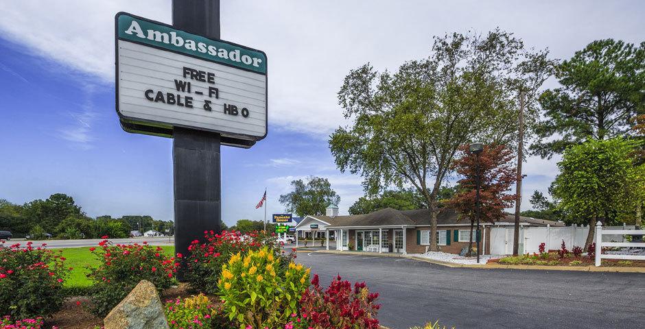 Ambassador Inn Fayetteville Exteriör bild