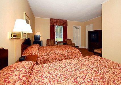 Ambassador Inn Fayetteville Rum bild
